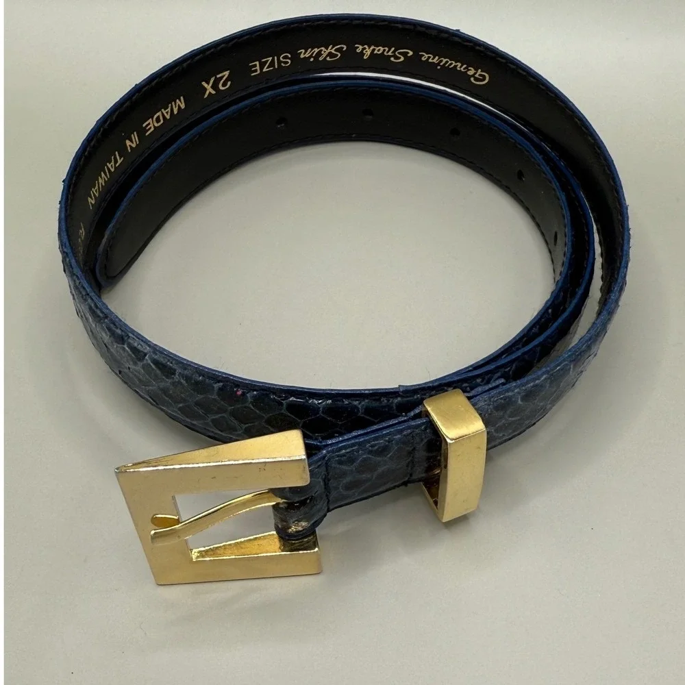 Vintage SHEKA by Faco Blue Genuine Snakeskin Belt Gold Buckle Made in Taiwan‎ 2X